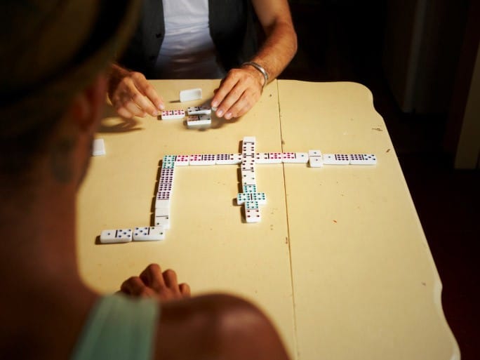 playing dominos