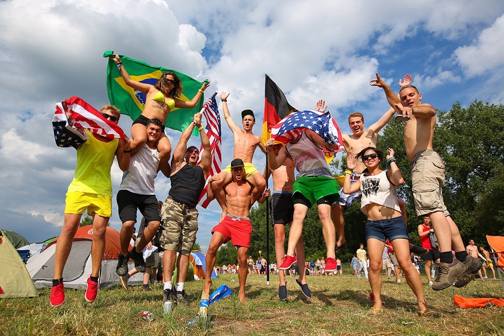 10-music-festivals-that-will-blow-your-mind