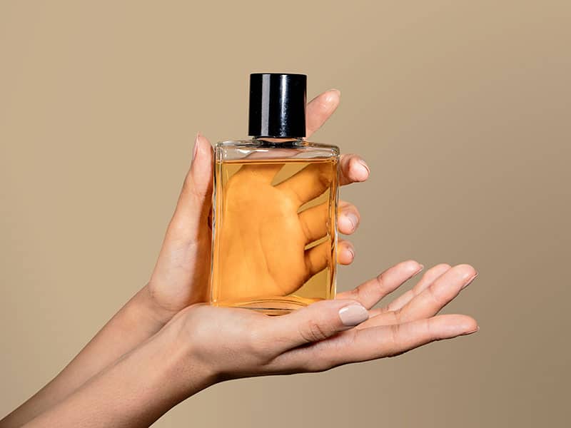 A Guide to Fragrance – Choosing a Cologne that Compliments Your