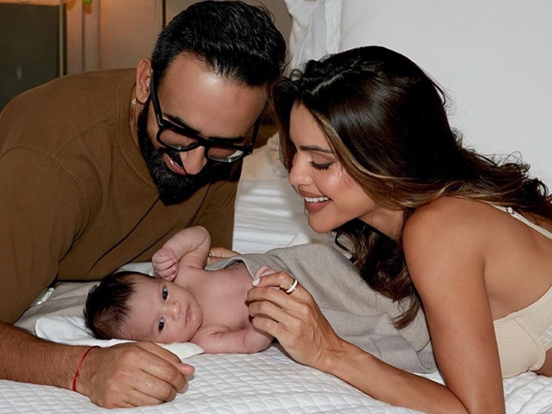 Camila Coelho Gives Birth to Her First Baby