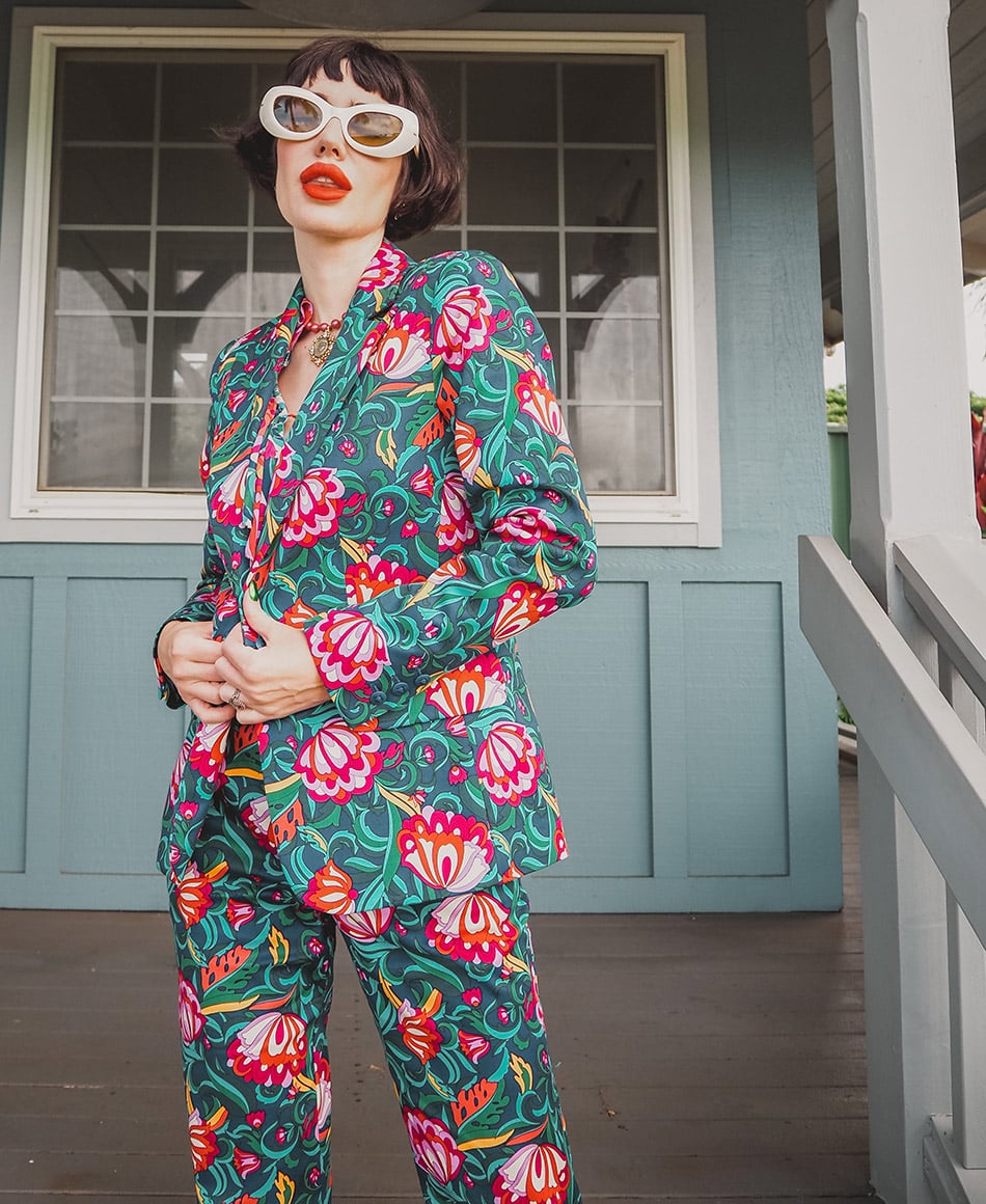 Millennial Magazine- Features- Influencers- Amy Roiland- porch