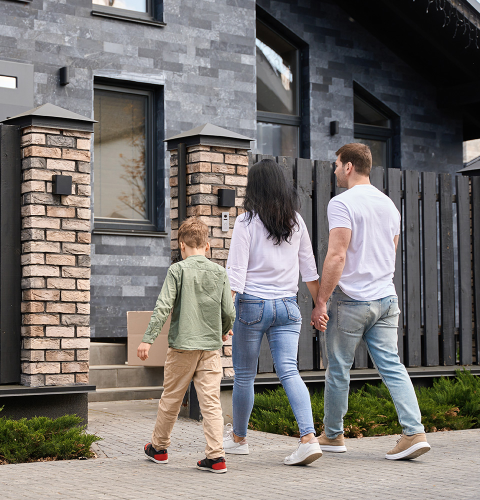 Top Reasons Why Homeowners Prefer Quality Composite Fencing Millennial