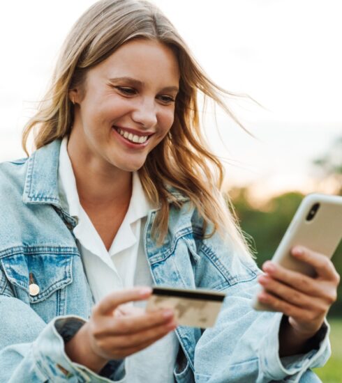 Millennial Magazine - Tech - Money Transfers to Colombia