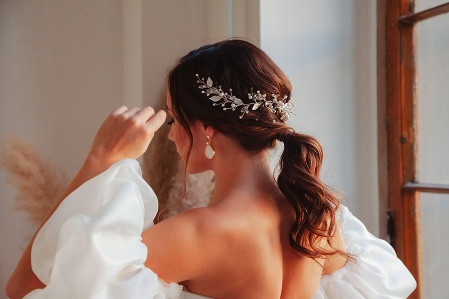 Millennial Magazine- Homelife- Weddings- ponytail