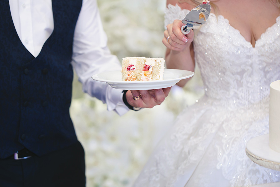 Millennial Magazine- Homelife- Weddings- wedding cake