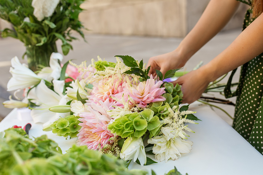 Millennial Magazine- Homelife- Weddings- wedding florists- make a bouquet