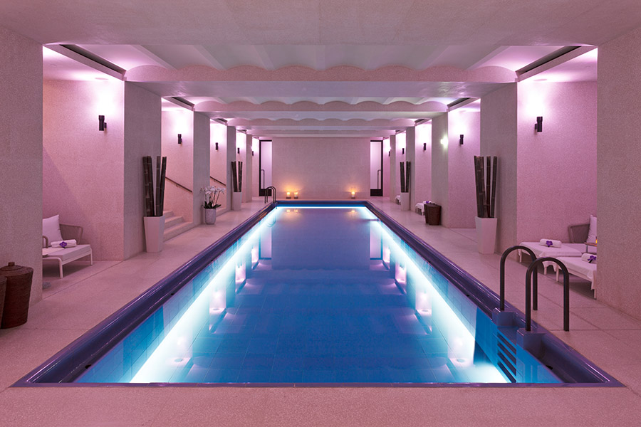 Millennial Magazine - Hotels - Hotel Cafe Royal Akasha Swimming Pool