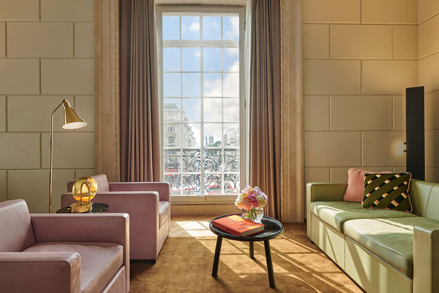 Millennial Magazine - Hotels - Hotel Cafe Royal Grand Regent Suite Salon