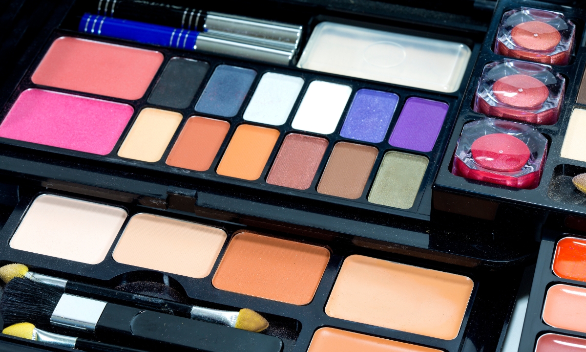 Millennial Magazine - Weddings - Makeup Artists - Best Concealer