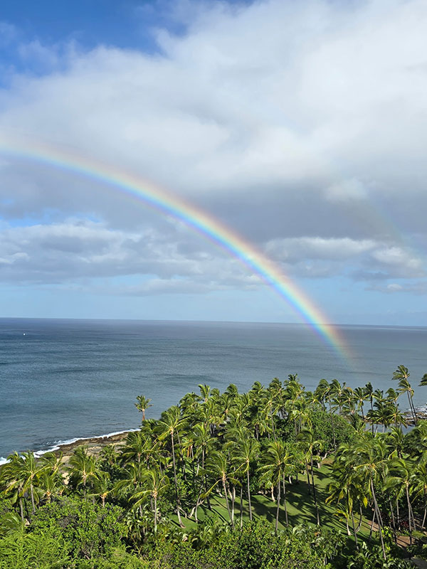 Millennial Magazine - luxury escapes - hawaiian rainbow